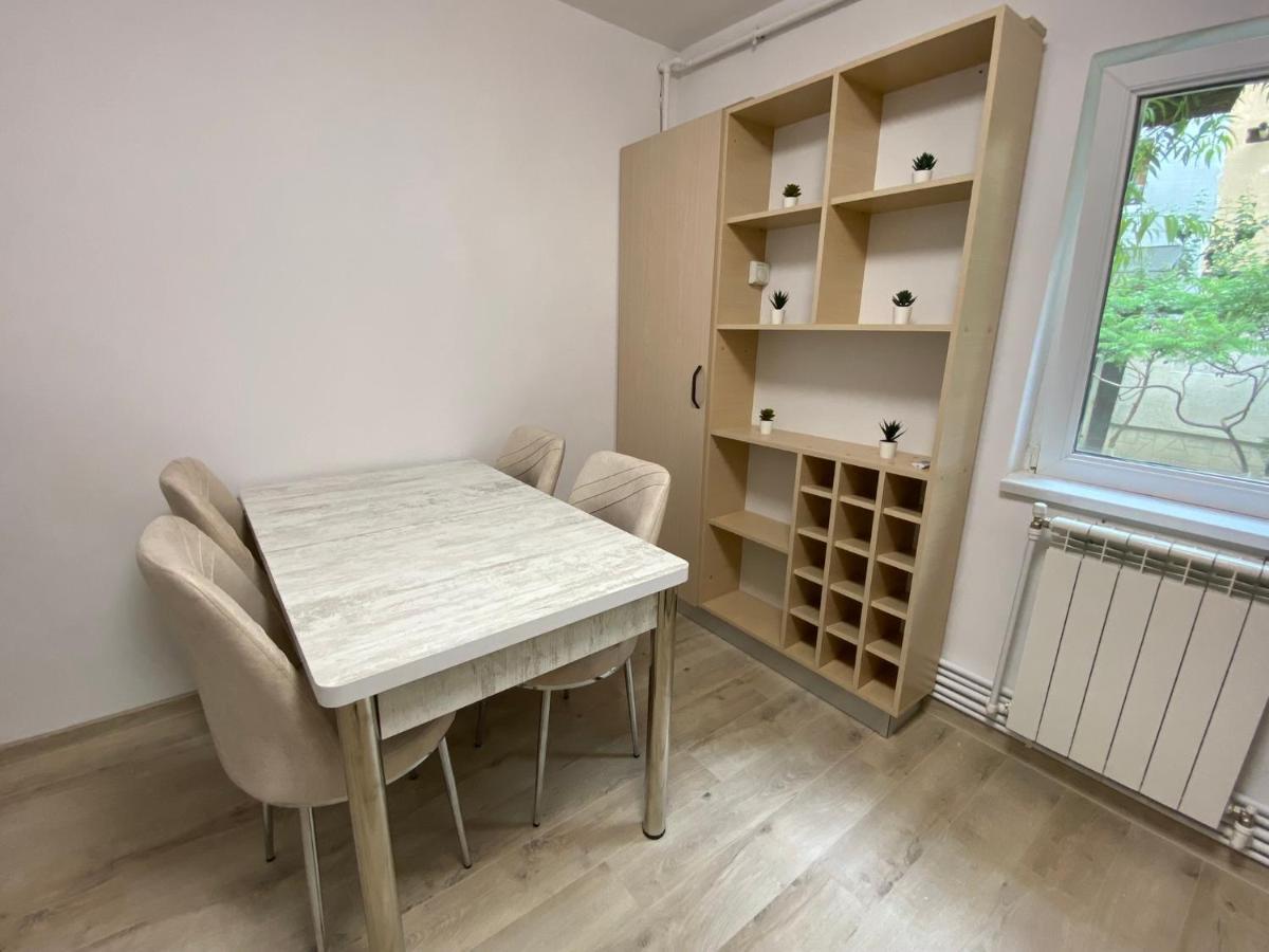 Grove Apartment Buzău Zewnętrze zdjęcie